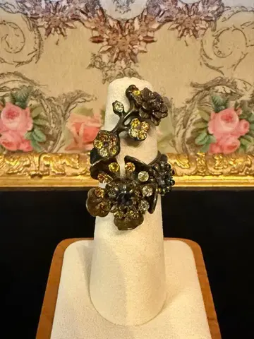 미하엘 네그린 나선형 반지