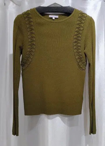 PATRIZIA PEPE 올리브색 리브 니트 긴팔