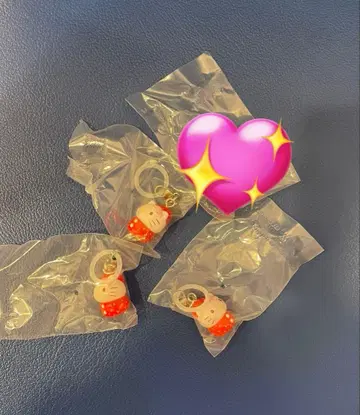 산리오 딸기 메지루시 액세서리 키티