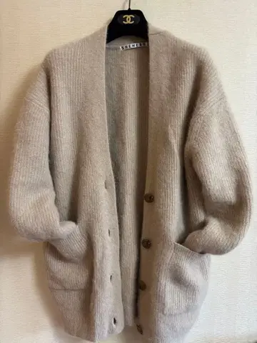 새상품급 시너리 폭스 니트 가디건