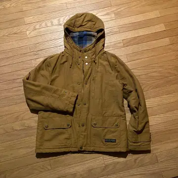 CUBE SUGAR 브라운 마운틴 파카