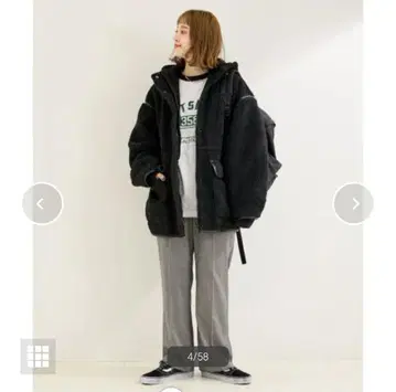 후드 부착 보아 코트