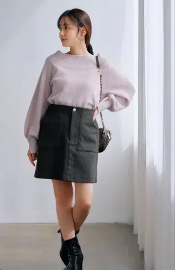 울리 베이커 미니 스커트