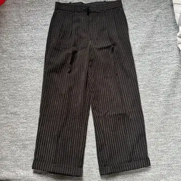 PRONTI 블랙 스트라이프 슬랙스