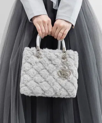 RANDA 2WAY 퍼 퀼팅 백 아이보리