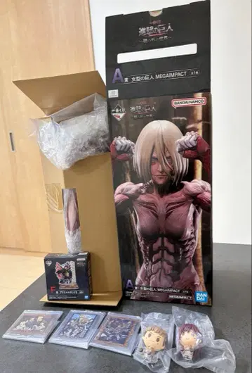 제일복권 진격의 거인 ~벽 너머의 세계~ A상 여자형 거인 피규어