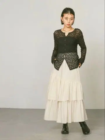 BAYFLOW 티어드 볼륨 스커트 아이보리