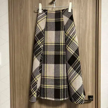 스나이델 로빙 체크 롱 스커트