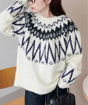 DISCOAT 부클레 패턴 니트 풀오버