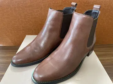 브라운 가죽 사이드 고어 부츠