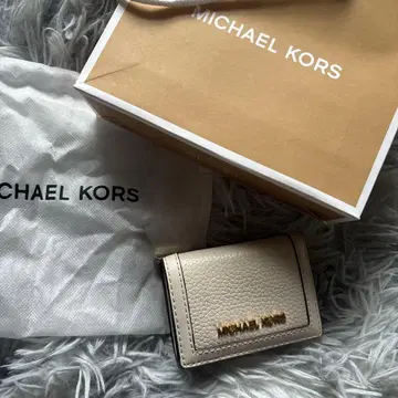 마이클코어스 지갑