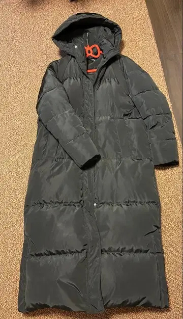 ZARA 후드 부착 블랙 롱 다운 자켓