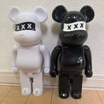 화이트 블랙 세트 BE@RBRICK GOD SELECTION 400%