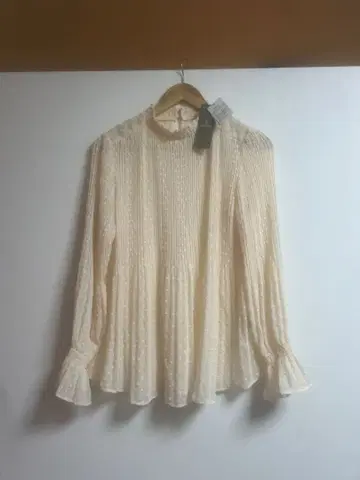 나노 유니버스 미사용 쉬폰 플리츠 블라우스 긴팔