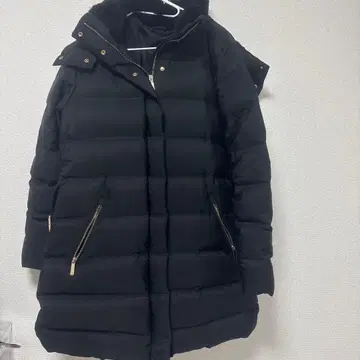 ZARA 블랙 다운 자켓