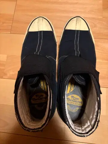 프롬 더 개럿, 컨버스 하이컷 세트 판매