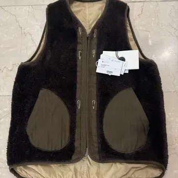 Visvim / CONTRARY DEPT 라이너 베스트 카키 / 2사이즈 | 브랜드 중고