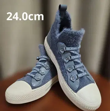 누벨 보그 손가락 하나로 신을 수 있는 소가죽 보아 스니커즈 부츠