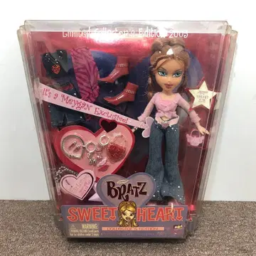[미개봉 레어] Bratz 홀리데이 스위트 하트 메이간