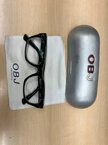 OBJ VICE CONSUL S CELLULOID