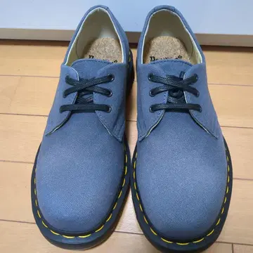 닥터마틴 캔버스 슈즈 UK6 (약 25cm)