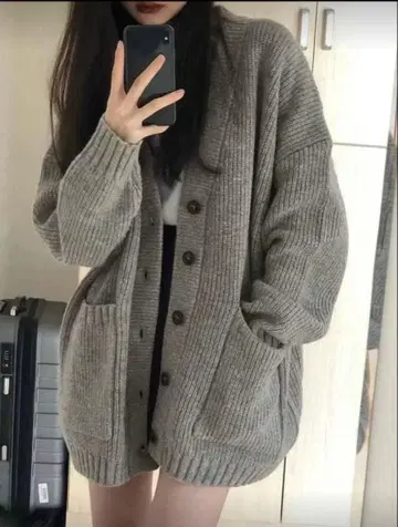 그레이 리브 오버 사이즈 니트 가디건