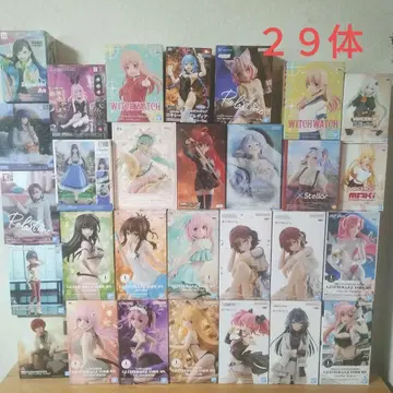 피규어 29개