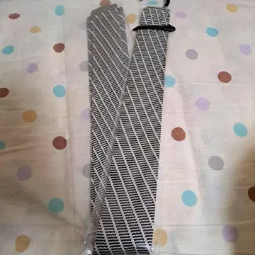 KRIS VAN ASSCHE 100% 실크 넥타이