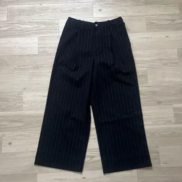 GU x beautifulpeople 스트라이프 와이드 팬츠