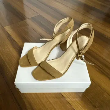 RANDA 카멜 스트랩 샌들 힐 7cm