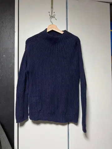 GAP 네이비 S 모크넥 니트