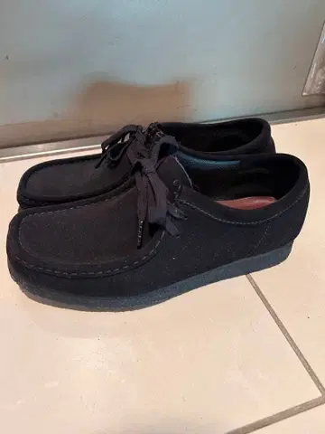 Clarks 왈라비 블랙
