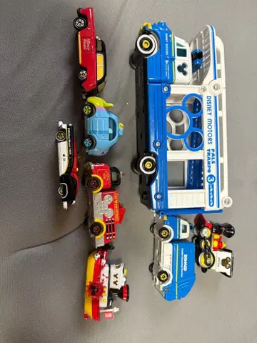 Disney Motors 미니카 세트 8대