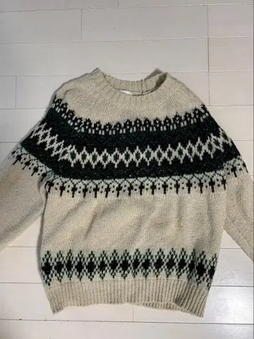 페어아일 패턴 긴팔 스웨터 아이보리