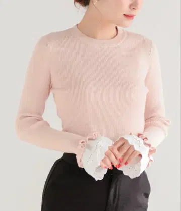 레이스 플레어 슬리브 리브 니트 핏모어