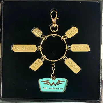 WATWING 5주년 키링