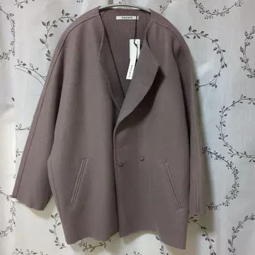 새상품 RADIATE 숏코트 9호