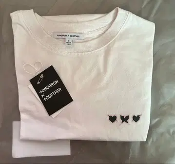 TOMORROW X TOGETHER ACT: LOVESICK 티셔츠