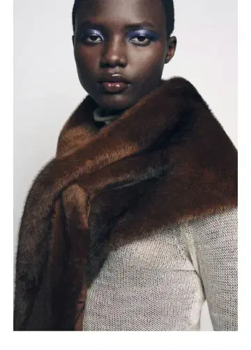 완판템 인조 모피 트라이앵글 스카프 스톨 브라운