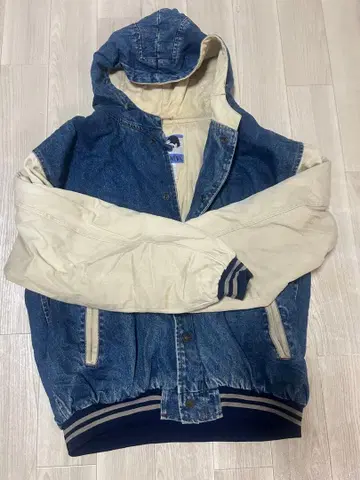 TODAY'S NEWS 후드 부착 자켓