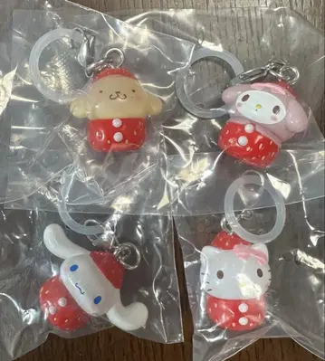 딸기 메지루시 액세서리 산리오 4점 세트