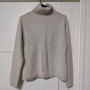 캐시미어 100% 터틀넥 니트 베이지