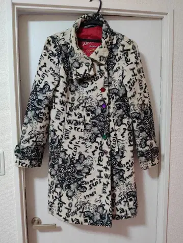 데시구알 꽃무늬 롱 코트