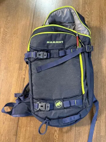 MAMMUT NIRVANA FLIP 25 백팩