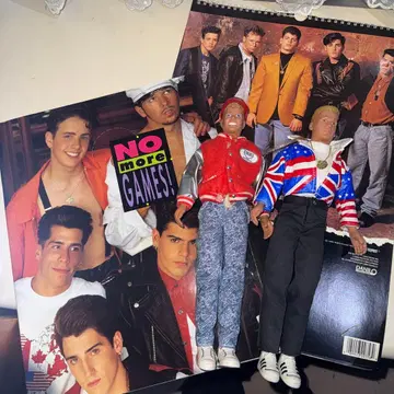 New kids on the block 피규어 & 투어 팜플렛 외 1점