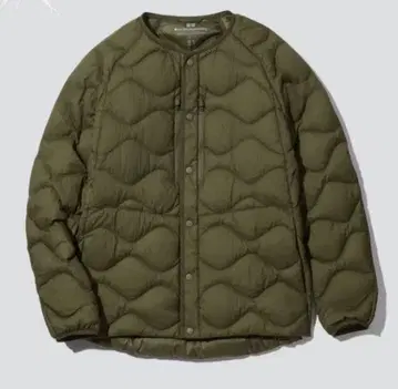 UNIQLO 화이트 마운티니어링 다운 자켓