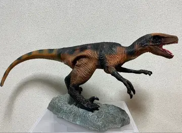 움직이고, 짖는, 공룡 피규어 (벨라키랍토르)