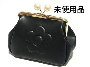 마리콴트 엠보싱 데이지 펄 가마구치 파우치 블랙