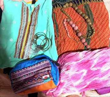 쿠르타, 파우치, 스톨 등 동양풍 상품 묶음 판매 9점