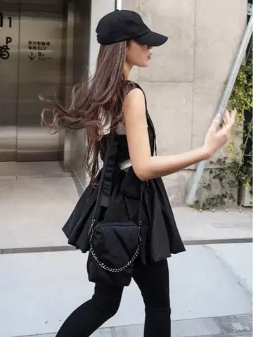 [ 새상품급 ] Glam Lips 밀리터리 페플럼 튜닉